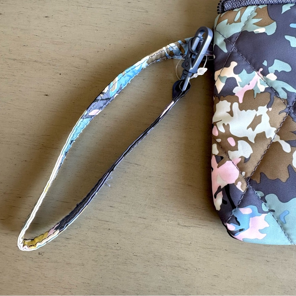 NWT Vera Bradley Floral Ultralight RFID Slim Wallet Wristlet Bag Purse Blue - Picture 6 of 11